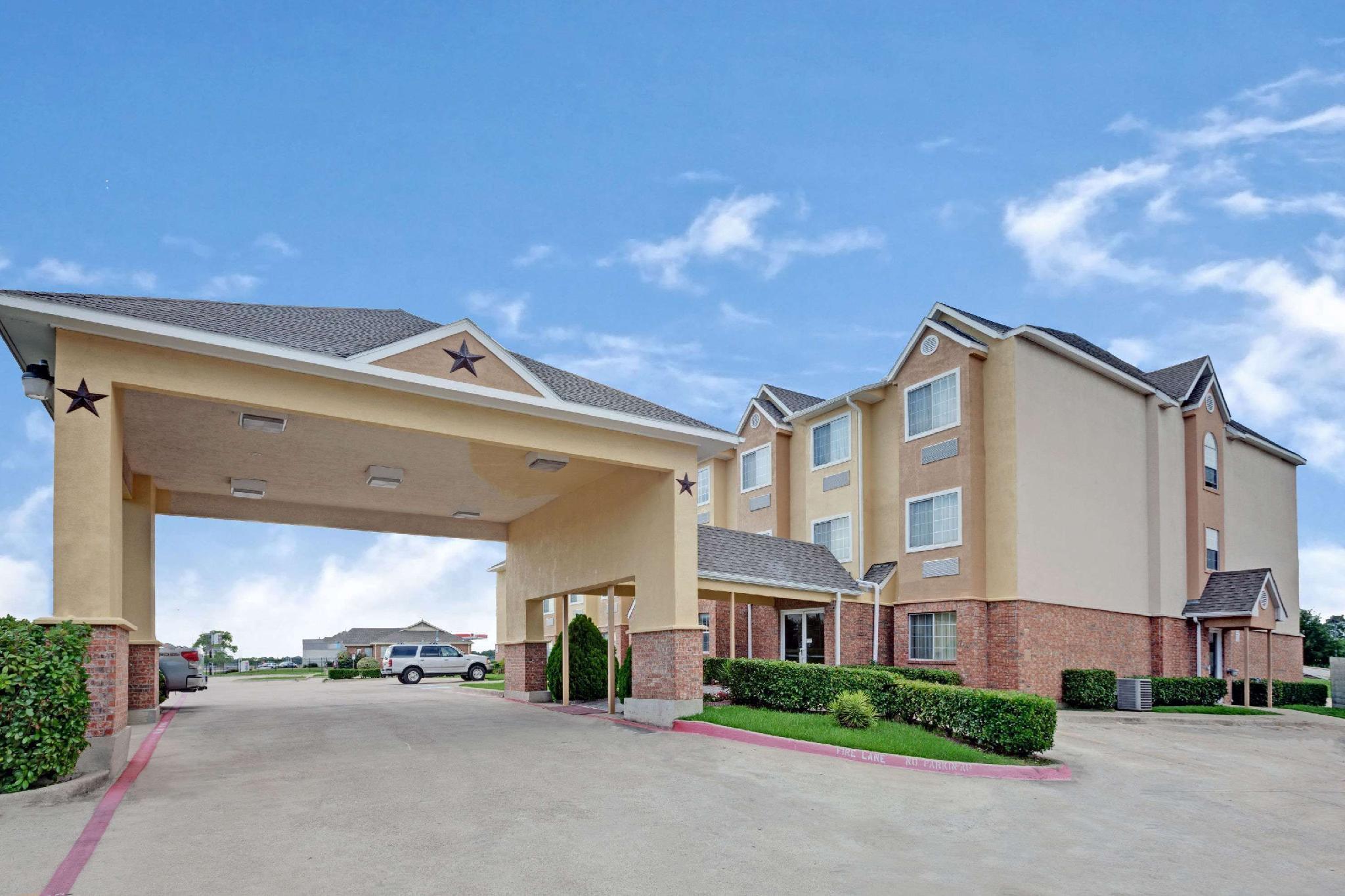 Quality Inn & Suites North Mesquite I-30 Экстерьер фото