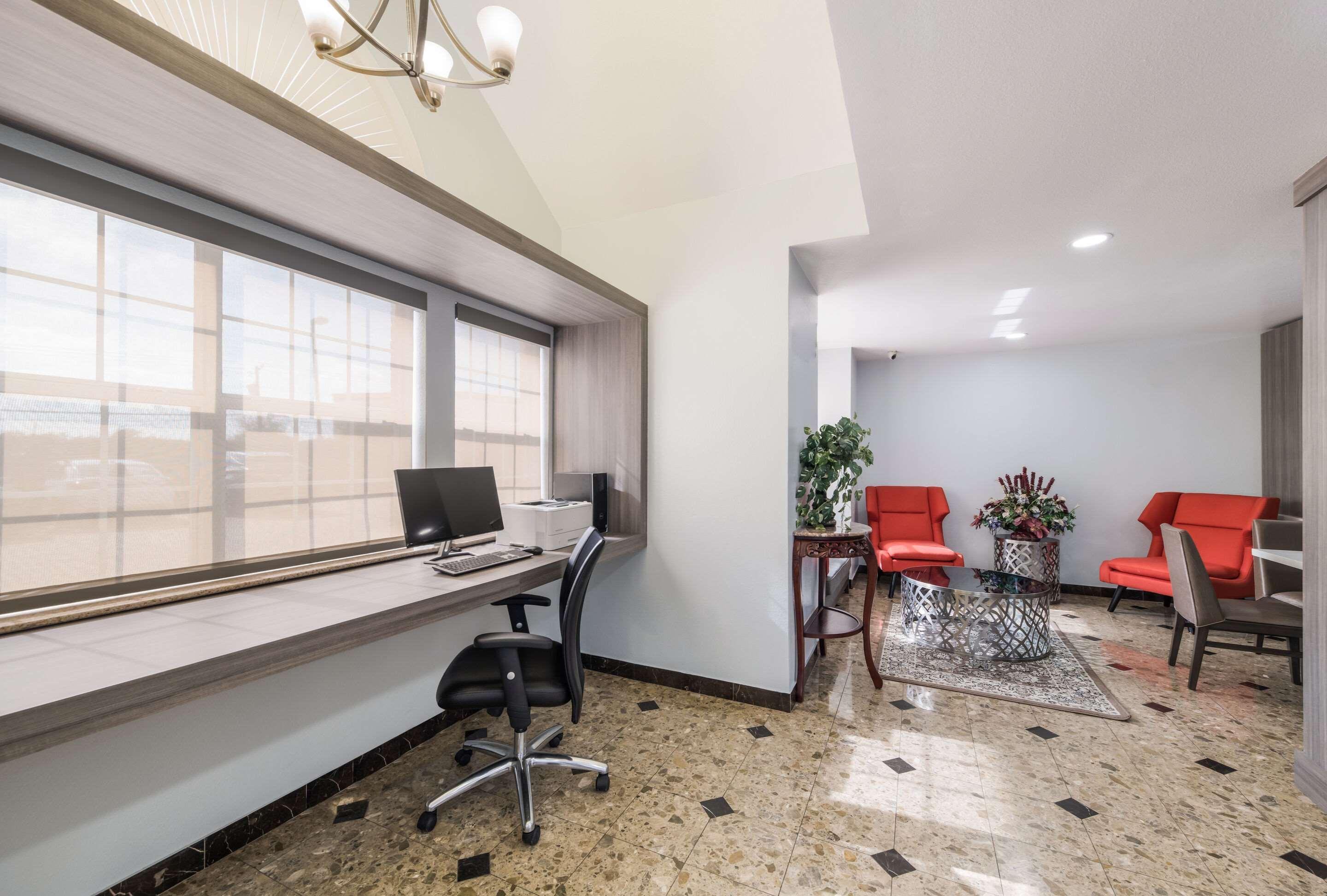 Quality Inn & Suites North Mesquite I-30 Экстерьер фото